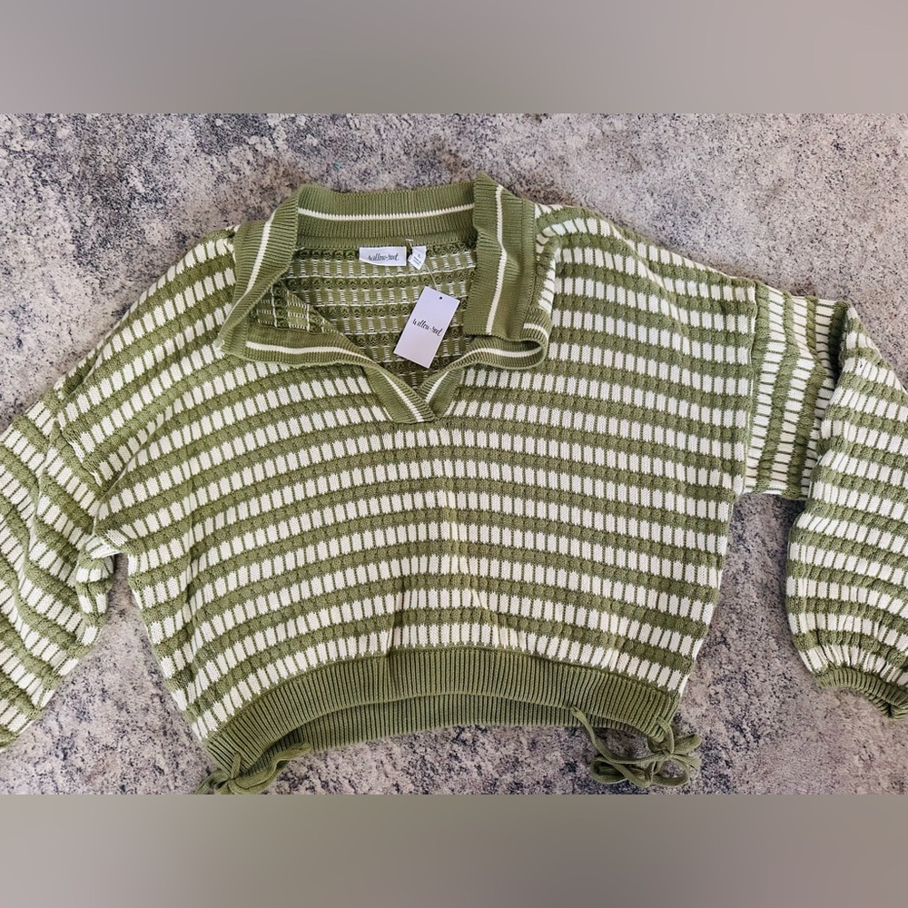 Olive and Cream Cropped V-Neck Sweater